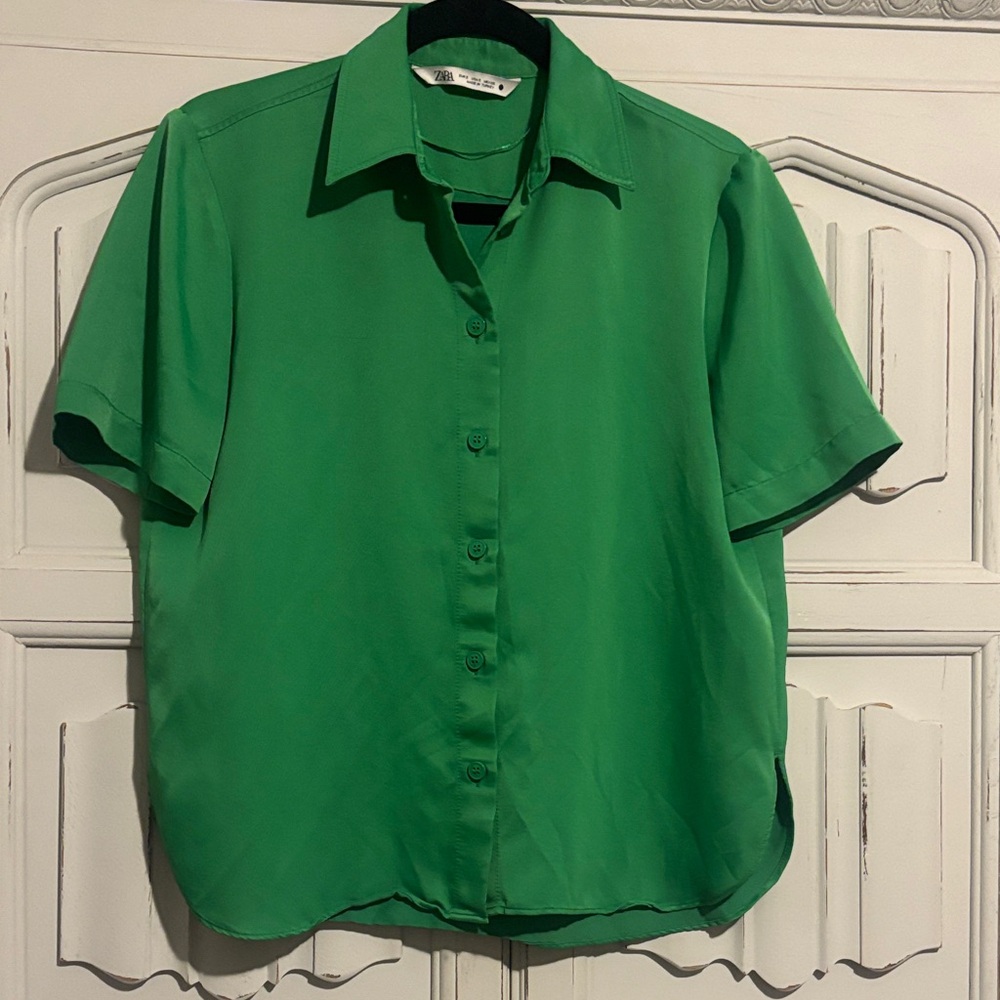 Zara Women’s  Green satin  Button-Up Shirt